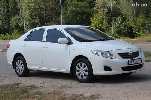 Toyota Corolla 2009 - фото 9