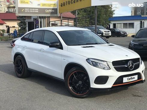 Mercedes-Benz GLE 400 2018 - фото 4