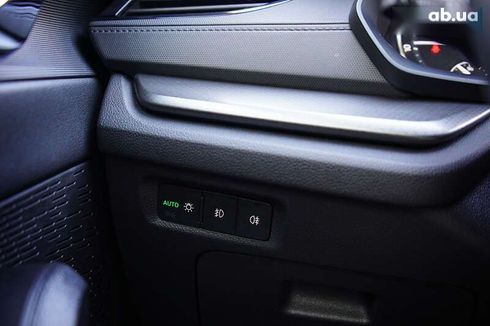 Skoda Octavia 2020 - фото 14