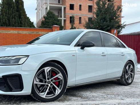 Audi A4 2022 белый - фото 2