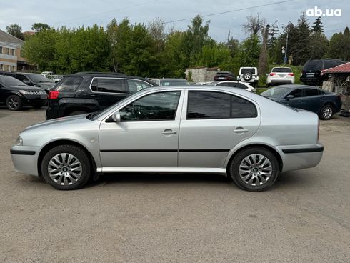 Skoda Octavia 2002 серый - фото 8