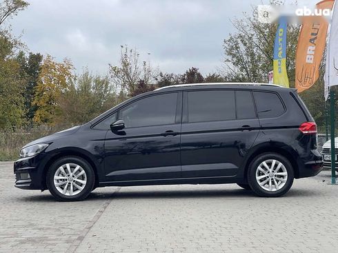 Volkswagen Touran 2017 - фото 12