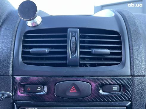 Renault Clio 2006 бежевый - фото 26