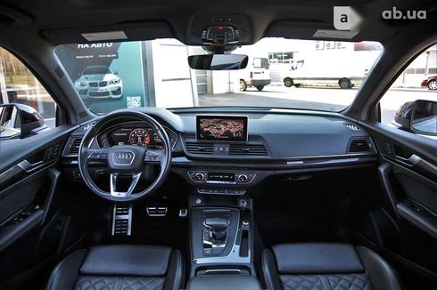 Audi SQ5 2017 - фото 14