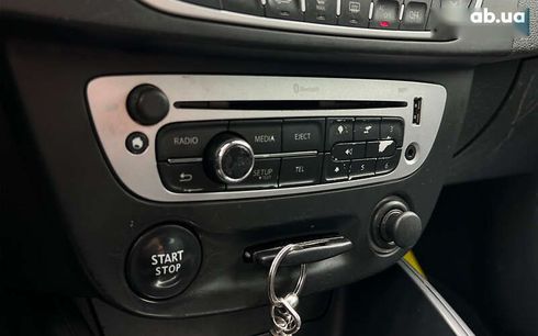 Renault Megane 2013 - фото 19