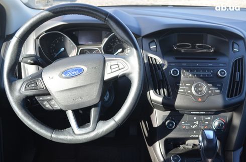 Ford Focus 2016 серый - фото 9