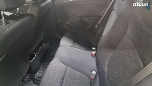 Hyundai Accent 2019 - фото 7