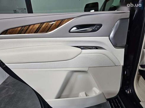 Cadillac Escalade 2022 - фото 15