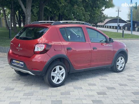 Renault Sandero 2014 - фото 4