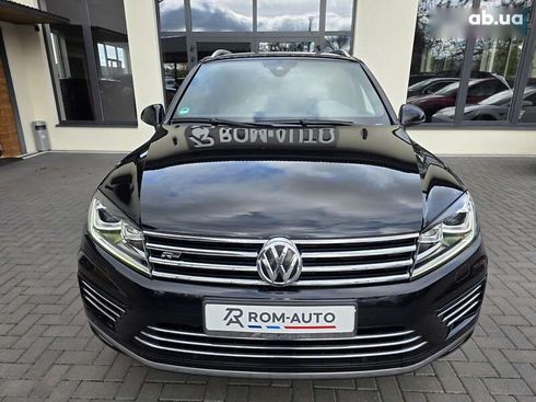 Volkswagen Touareg 2017 - фото 11