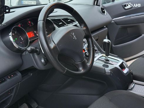 Peugeot 5008 2011 серый - фото 30