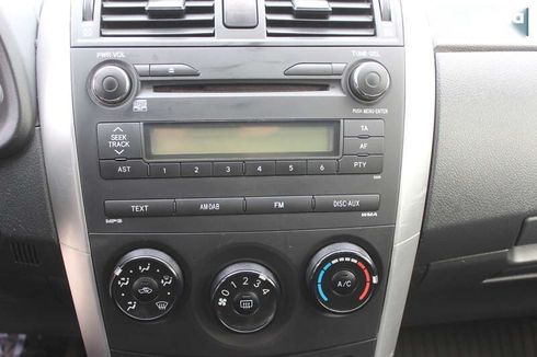 Toyota Corolla 2012 - фото 29