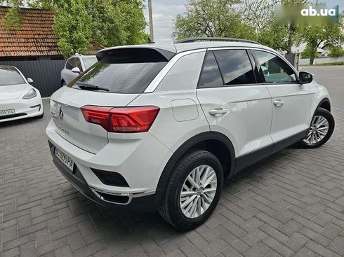 Volkswagen T-Roc 2017 - фото 24