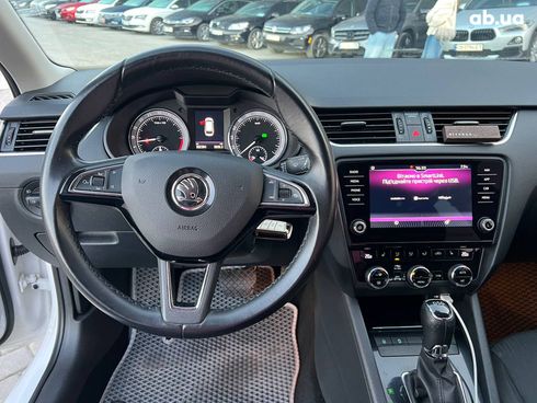 Skoda octavia a7 2018 белый - фото 23