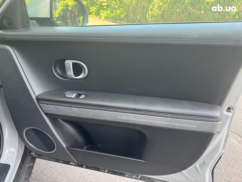 Hyundai Ioniq 5 2023 серый - фото 33