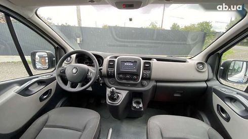 Renault Trafic 2016 - фото 22