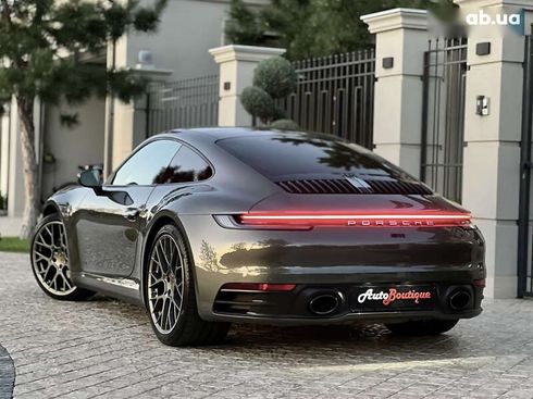Porsche 911 2019 - фото 13