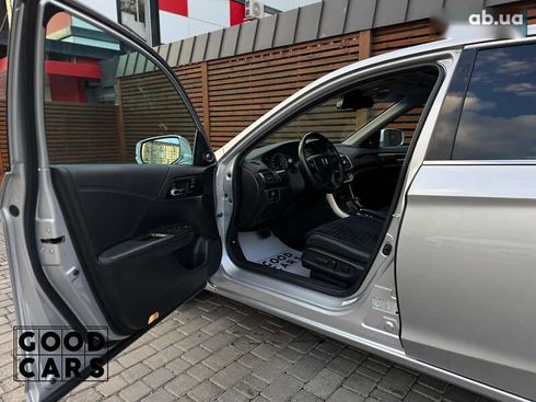 Honda Accord 2013 - фото 18