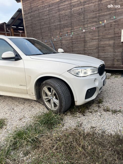 BMW X5 2014 белый - фото 11