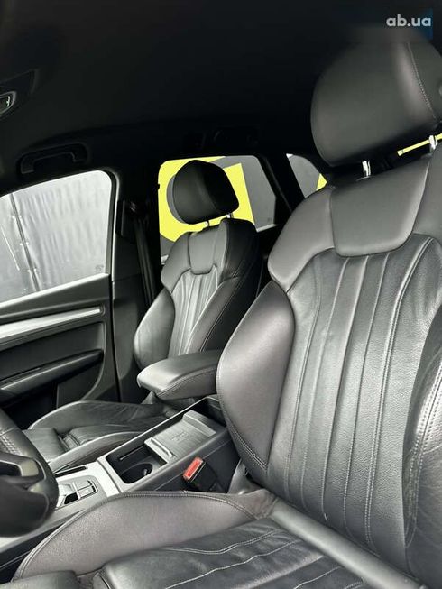 Audi Q5 2017 - фото 13