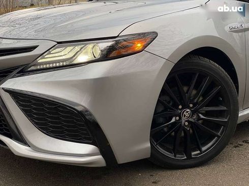 Toyota Camry 2020 - фото 6