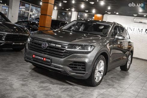 Volkswagen Touareg 2019 - фото 14