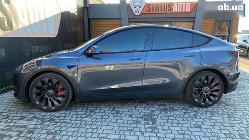 Tesla Model Y 2022 - фото 8