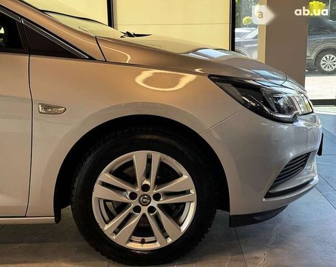Opel Astra 2018 - фото 10