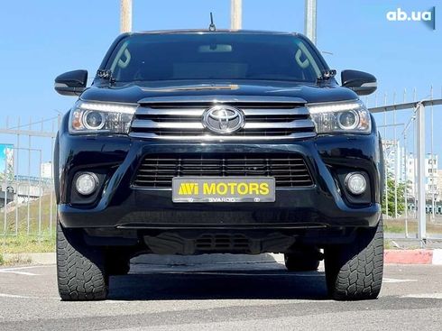 Toyota Hilux 2017 - фото 5