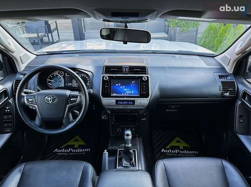 Toyota Land Cruiser Prado 2020 - фото 29