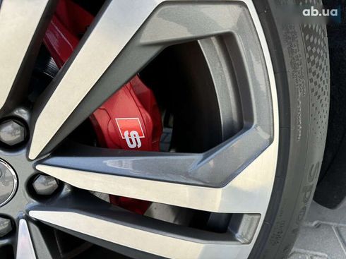 Audi Q8 2019 - фото 19