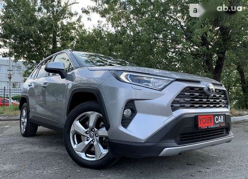 Toyota RAV4 2019 - фото 21