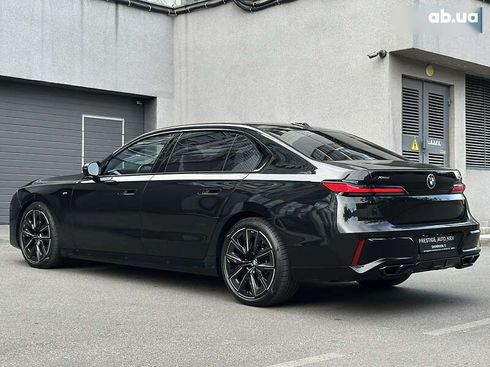BMW 7 серия 2022 - фото 22
