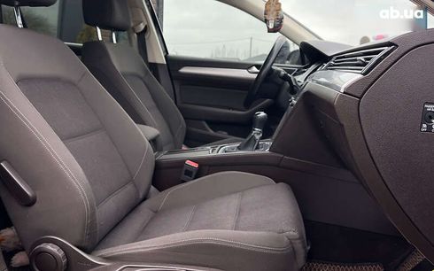 Volkswagen Passat 2015 - фото 18