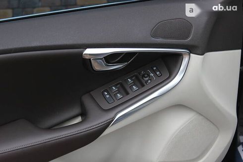 Volvo V40 2015 - фото 26