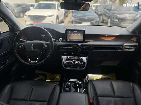 Lincoln Corsair 2022 - фото 16