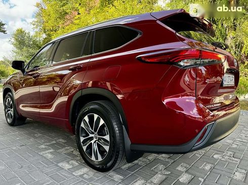 Toyota Highlander 2022 - фото 21