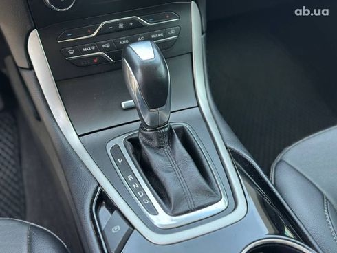 Ford Edge 2018 белый - фото 22
