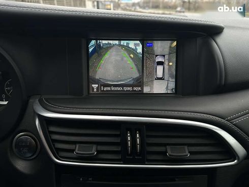 Infiniti Q30 2017 - фото 21