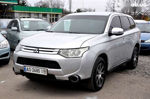 Mitsubishi Outlander 2014 - фото 15