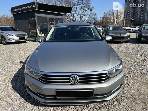 Volkswagen Passat 2015 - фото 2