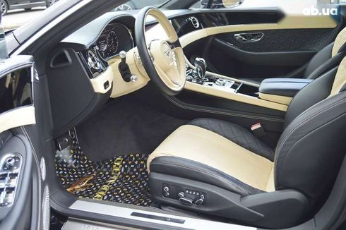 Bentley Continental GT 2019 - фото 22