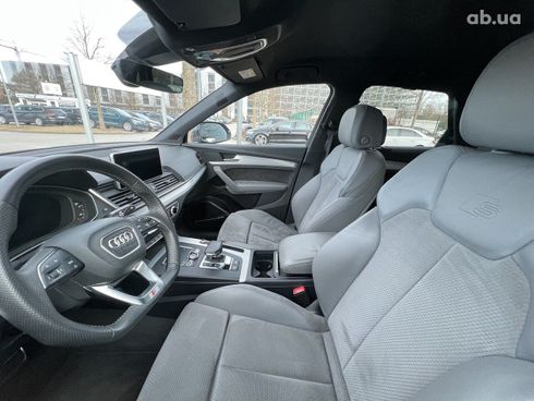 Audi Q5 2021 - фото 6