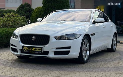 Jaguar XE 2016 - фото 3