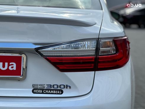 Lexus es 350 2018 белый - фото 15