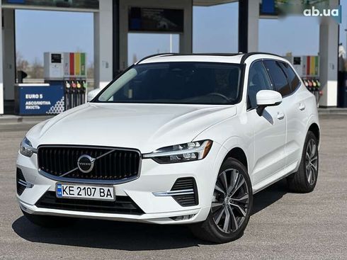 Volvo XC60 2022 - фото 6