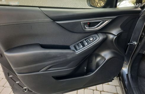 Subaru Forester 2019 серый - фото 6