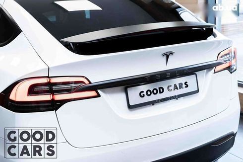 Tesla Model X 2017 - фото 10