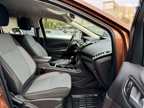 Ford Escape 2017 - фото 3