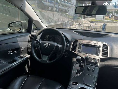 Toyota Venza 2013 - фото 15